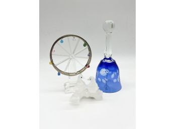 LOT OF THREE - GLASS Ferris Wheel, ROYAL BLUE GLASS BELL & CARVED ONYX STONE LOVEBIRDS