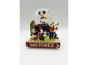 D-20-DISNEY MUSICAL SNOW GLOBE - MICKEY & FRIENDS AS ARTISTS 'SKETCHERS'- PLAYS 'Mickey Mouse CLUB MARCH' -9'