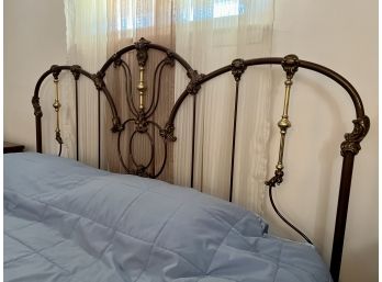 KING SIZE BED WITH SCROLL IRON HEADBOARD