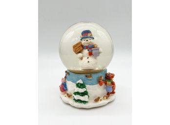 D-53- DISNEY MUSICAL SNOW GLOBE - SNOWMAN Winnie The Pooh & FRIENDS- PLAYS 'LET IT SNOW'- 7'