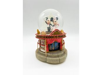 D-22 -DISNEY MUSICAL SNOW GLOBE - 'MICKEY & MINNIE 70 YEARS IN SHOW BIZ' - PLAYS 'ANNIVERSARY WALTZ' - 8'