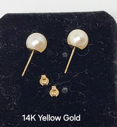14K Yellow Gold Stud Pearl Earrings