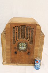 Antique Silvertone Broadcast Foreign Tombstone Radio, 2 Replace Knobs, 18x11x20'H  (111)