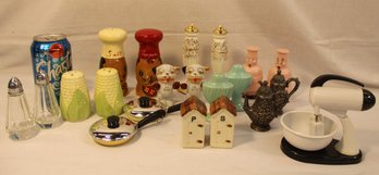 11 Pair Collectible Salt & Pepper Shakers - Ceramic, Wood, Metal, Glass, Plastic  (12)