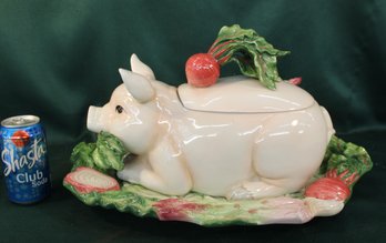 Fritz & Floyd French Market Pig Soup Tureen W/ Lg Underplate (19x15'), Lid & Ladle, Sm Chip On Lid
