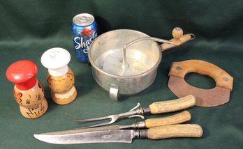 Vintage Lot - Hand Painted Wood S&P Shakers, 3 Pc Sheffield Carving Set, Foley Food Mill, Chopper (167)