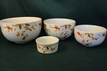 Vintage Hall's Jewel Tea Set Of 3 Nesting Bowls (6', 7.5' & 9') & 4' Custard Bowl  (17)