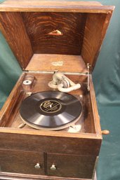Whittleson Exposition Crank  Phonograph In Oak Case, Made In England, Works, 15'x 19'x 14' (225)