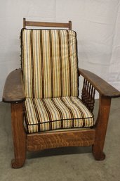 Antique Oak Morris Chair W/ Original Reclining Bar, Spindled Arms, 33'wide  (23)