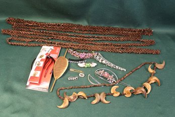 Fancy Hair Clips & Hawaiian Seed Necklaces   (269)