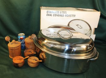 Wooden Kitchenware  And Stainless Oval Roaster NIB  (289)