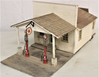 Handmade Texaco Gas Station Building, Lighted W/lift Off Roof, 10'x 25'x 10'H  (297)