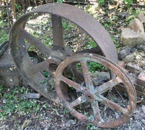Old 29'D Cast Iron Pulley Wheel & 21' Pulley  (298)