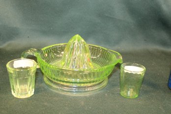 Antique Green Uranium Glass Reamer & 2 Shot Glasses  (306)
