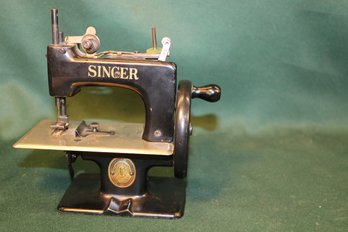 Antique Salesman's Sample Singer Sewing Machine, 6'x 3'x 7'H  (313)