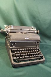 Vintage Royal  Manual Typewriter, 11'x 14'x 9'H  (319)