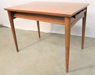 Vintage Mahogany One Drawer Side Table, 28'x 19'x 21'  (321)