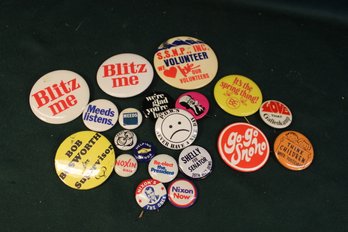 Vintage Pin Back Buttons - Political And Others  (32)