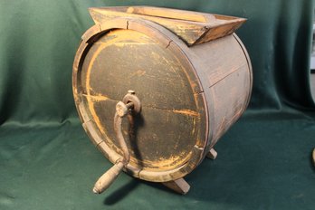 Antique Wooden Butter Churn - As Is -complete  (331)