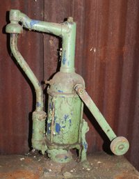 Antique Petroliana Oil Pump  (342)