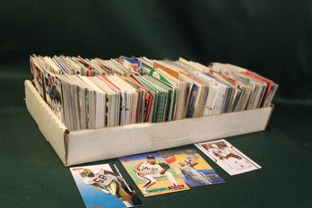 80's & 90's Football, Baseball & Basketball, Hockey Trading Cards   (347)