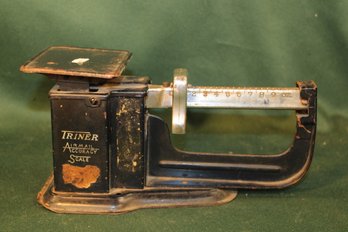 Triner Postal Balance Scale, 0 -9 0zs, Chicago, Ill. 5'H  (363)
