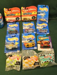 Vintage Group Of  12 Hot Wheels Toy Vehicles (376)