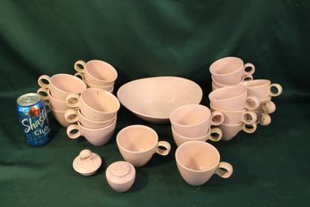 Metlox Mid Century Speckled Pink Bowl & 22 Cups, Lid & Vernon Pepper (37)