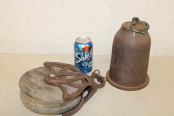 Antique Heavy Cast Iron Bell & Clapper W/brass Handle -about 10 Lbs. & Pully  (396)