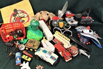 Assorted Kid's Toys  (423)