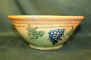 Antique 9.5' Majolica Bowl   (55)