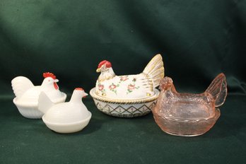 Antique 4 Settin' Hen Candy Dishes W Covers, 4', 5', 6' 7' Long  (66)
