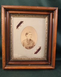 Exceptional Victorian Period Walnut Shadow Box  Frame & Matt With 1800s Photo (74)