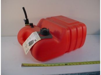 Attwood See Thru 6 Gallon Gas Tank  (177)