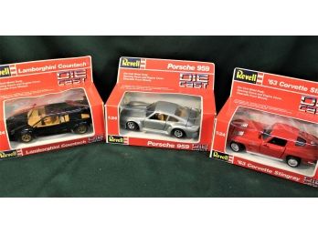 3 Revell Die Cast Model Cars  (54)