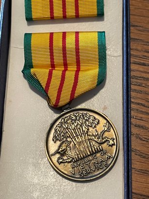 Original Vietnam Service Medal Set