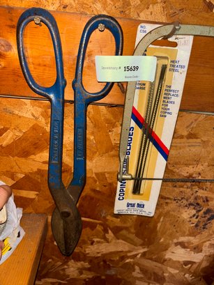 Tool Lot -Tin Cutters, Coping Saw, & Blades  ( 15639 )