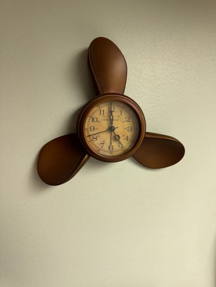 Vintage Howard Miller Clock