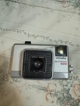 Vintage Minolta Autopack 500 Camera