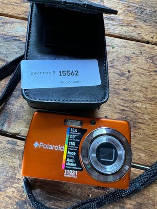 Polaroid T1031 Camera And Case