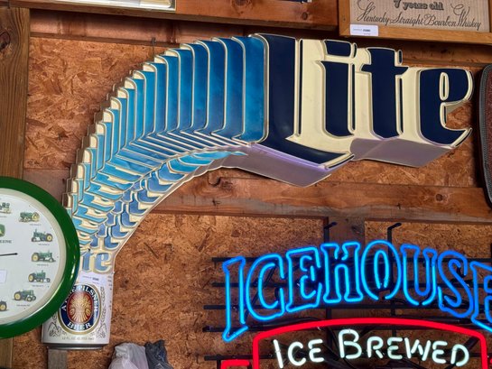 Vintage Lite A Fine Pilsner Beer Bar Pop Out Sign