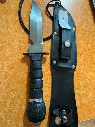 Black Fixed Blade Survival Knife With Sheath