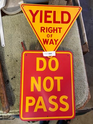 Garage Signs - Yield And Do Not Pass