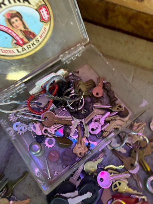 Lot Of Vintage Keys In Box
