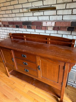 Bassett Furniture Wood Sideboard Table / Buffet