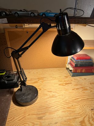 Black Metal Desk Lamp - Working!