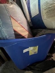 Huge Lot Of Batting Poly Fibre Fill And More In Large Tub!
