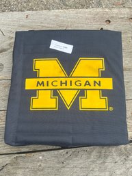 UofM Portable Seat Cover