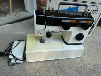 VIntage JC Penny 6945 Sewing Machine