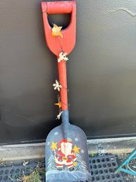 Adorable Painted Christmas Santa Shovel Decoration